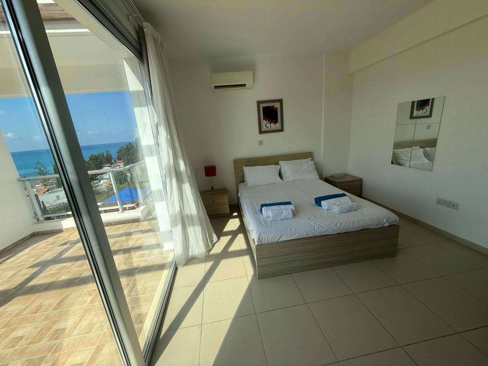 Villa Aqua Sunrise 1Km From Beach With Sea Views Coral Bay Exterior photo