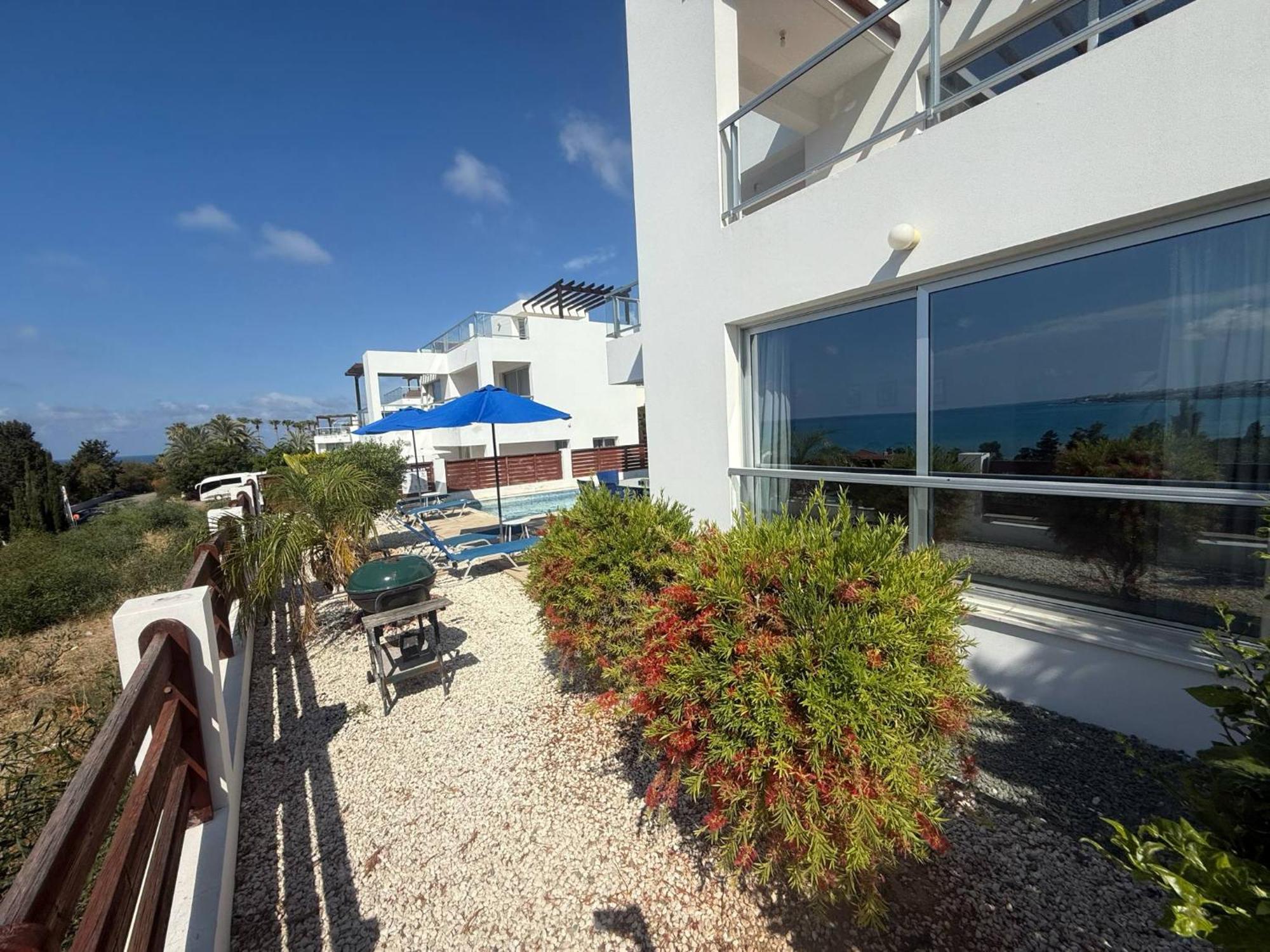 Villa Aqua Sunrise 1Km From Beach With Sea Views Coral Bay Exterior photo